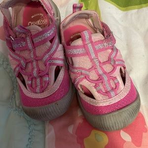 Pink toddler summer shoes